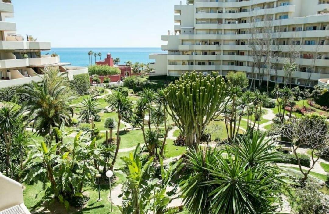 Antony Studio Benalmádena Kültér fotó