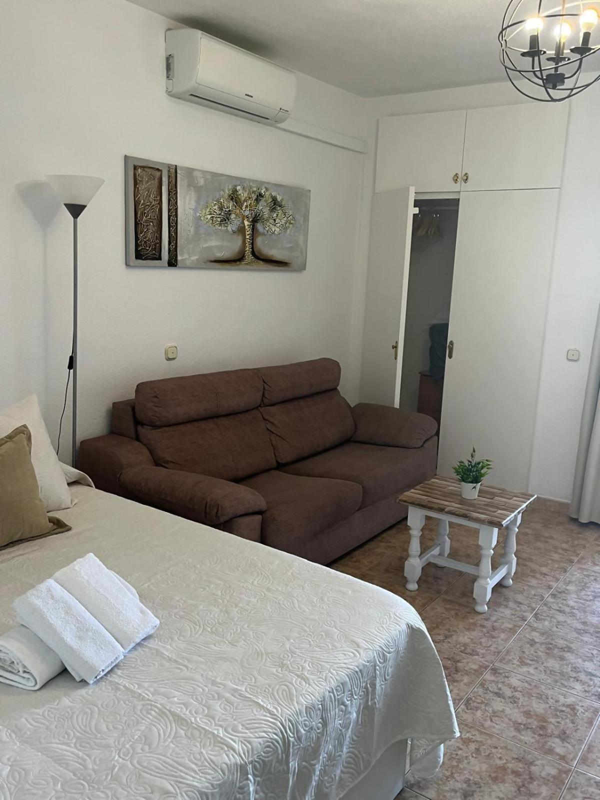 Antony Studio Benalmádena Kültér fotó